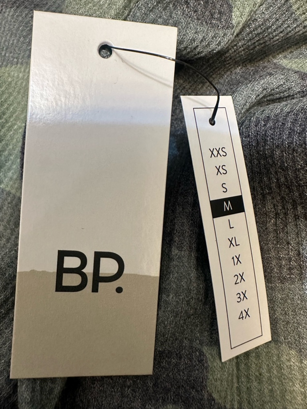 #186- NEW bp Olive and Gray Camo Long-Sleeve Crewneck Top - Picture 11 of 11